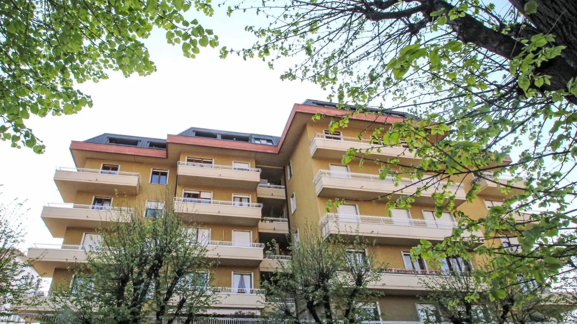 Apartment Amendola By Interhome Luino 0*,